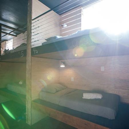 Hotel Podshare Hollywood à Los Angeles Extérieur photo